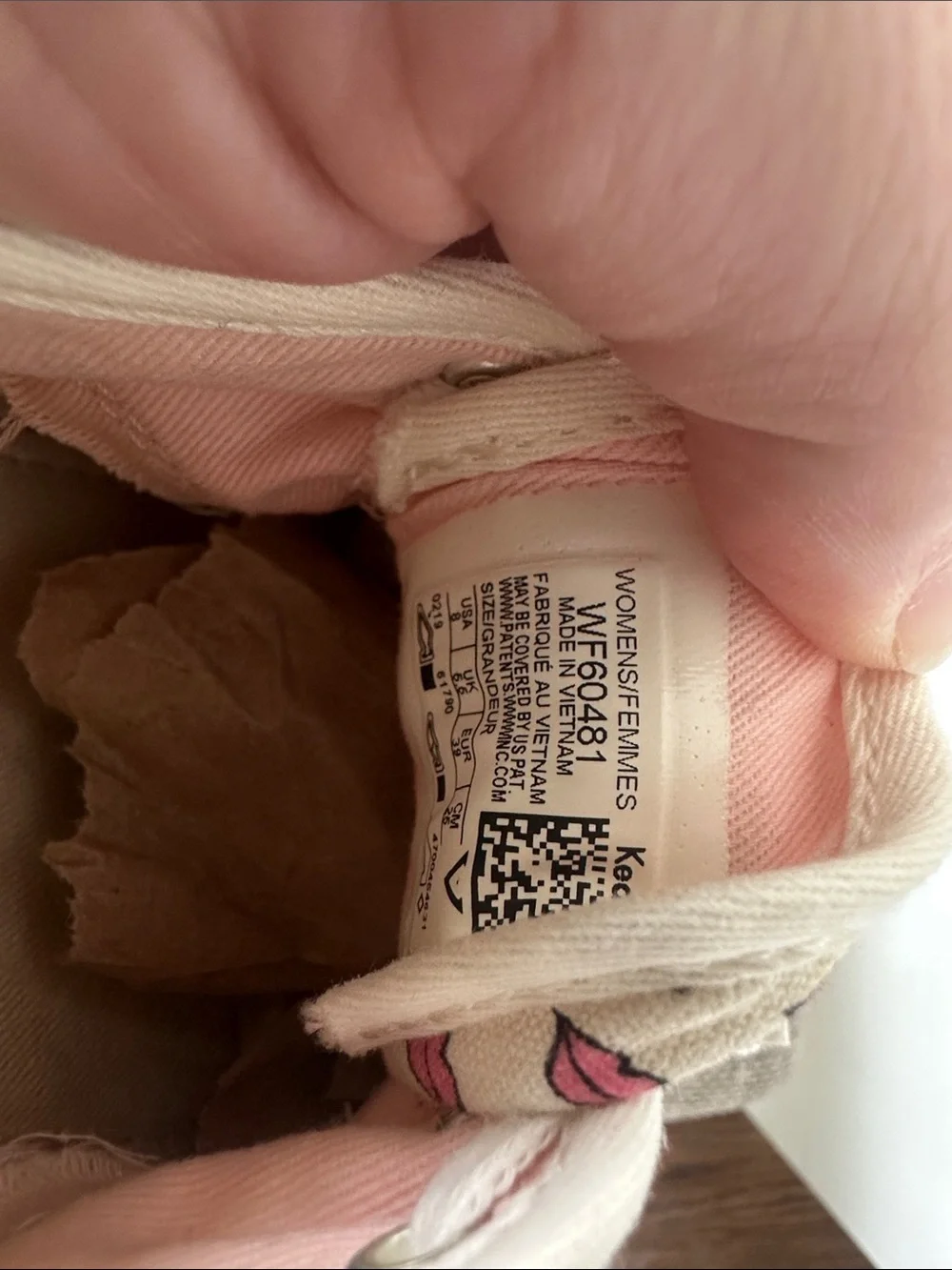 Keds x Kate Spade New York Champion Lips Sneakers Size 8